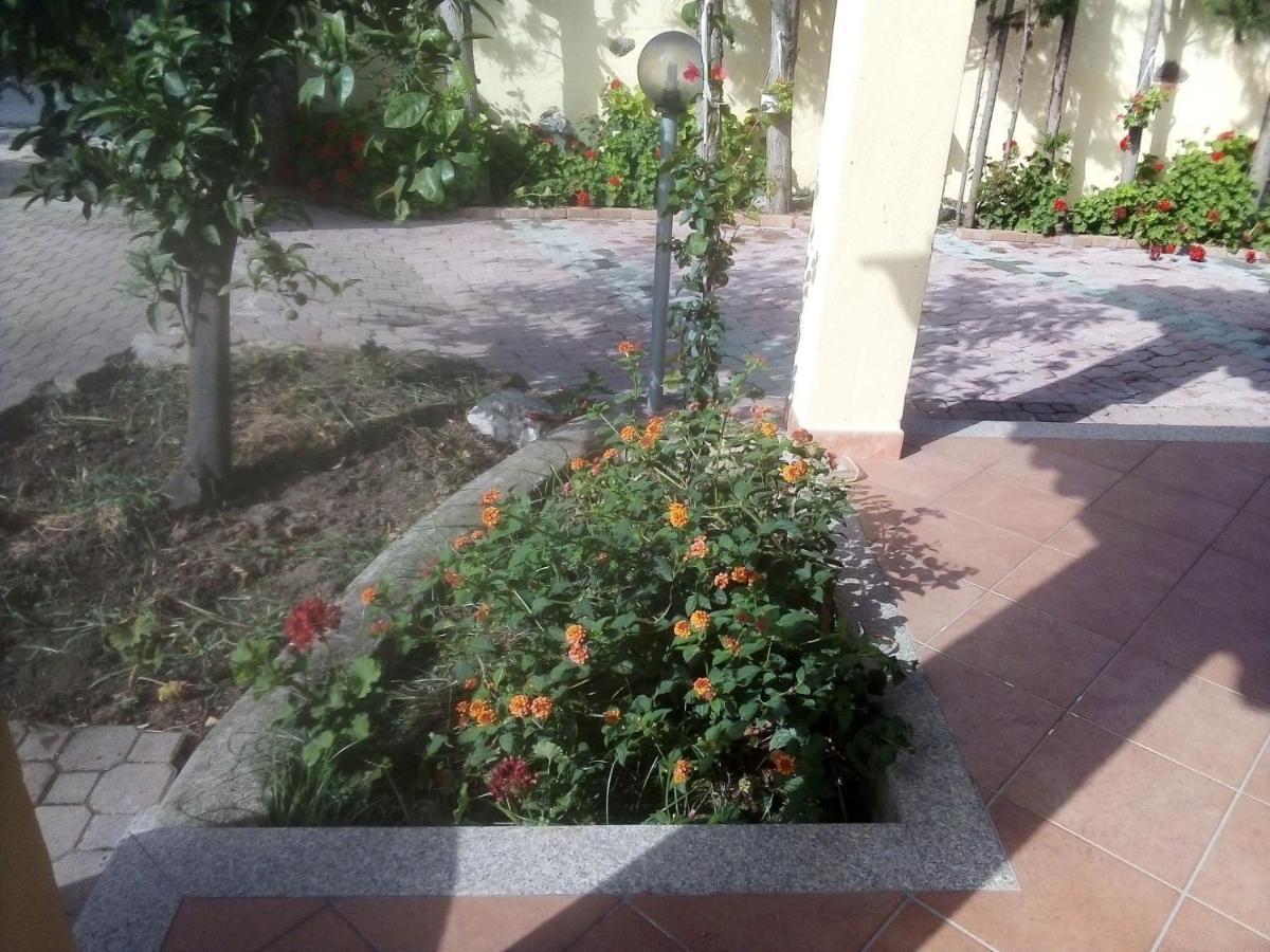 Appartamento In Orosei In Villa Delle Arance 300Mt Dalla Spiaggia Dış mekan fotoğraf